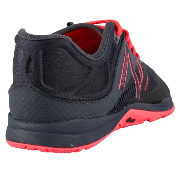 New Balance Minimus low-profile shoe - Picture 4 of 11